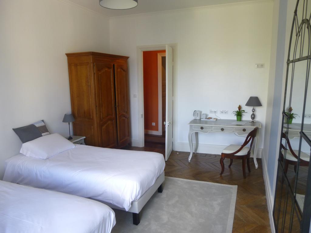 Bed and Breakfast Cèdre et Charme Saint-Branchs Esterno foto