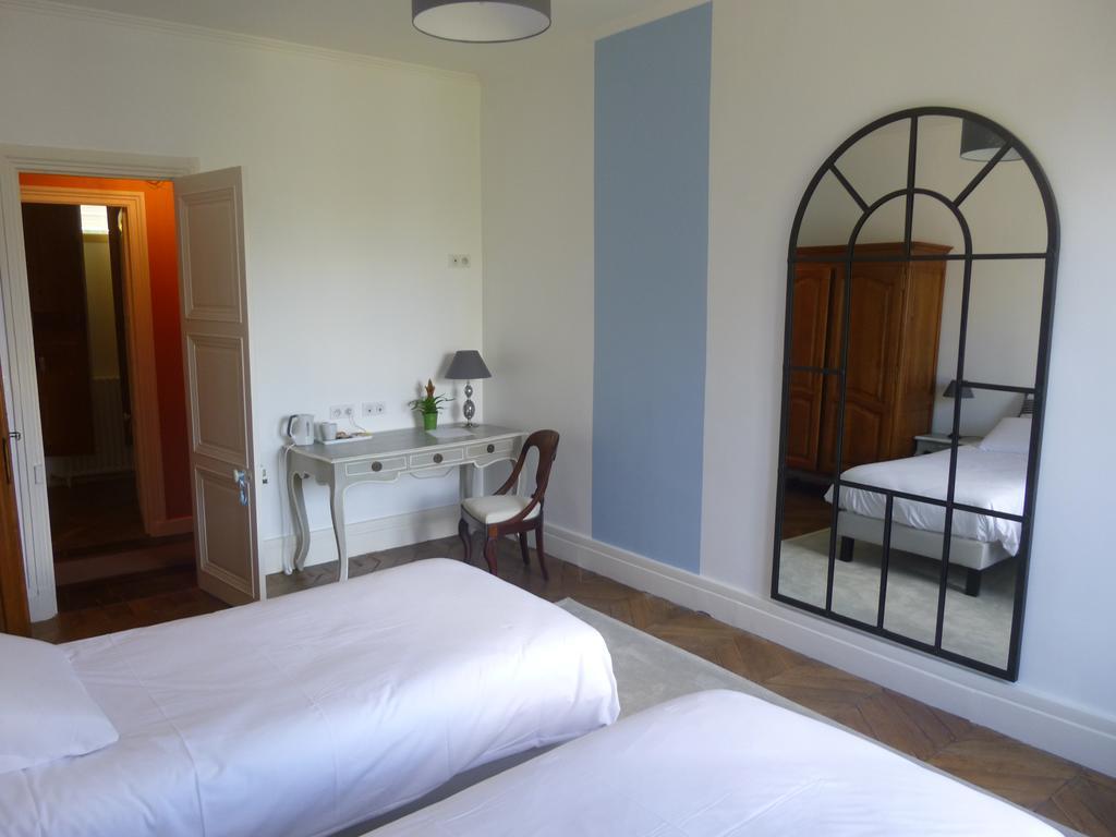 Bed and Breakfast Cèdre et Charme Saint-Branchs Esterno foto