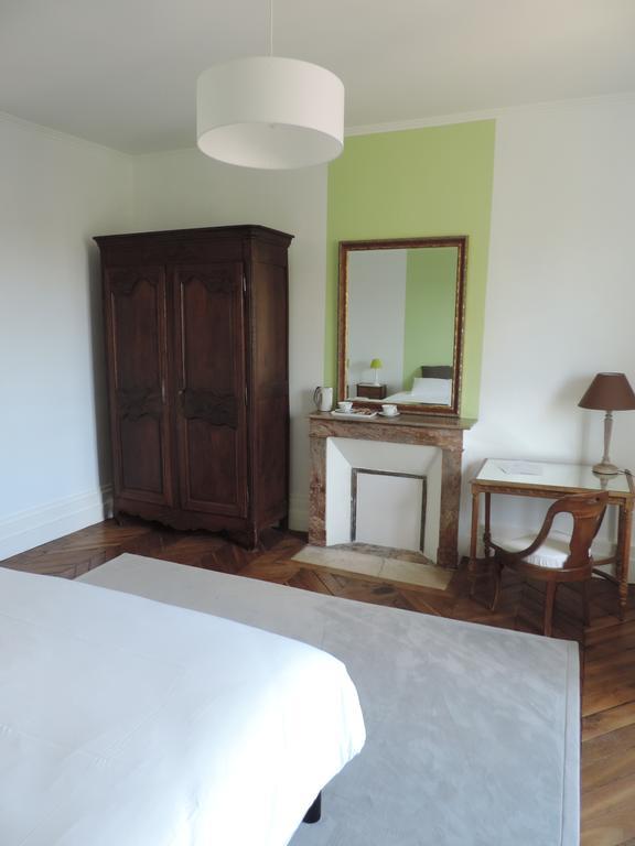 Bed and Breakfast Cèdre et Charme Saint-Branchs Esterno foto