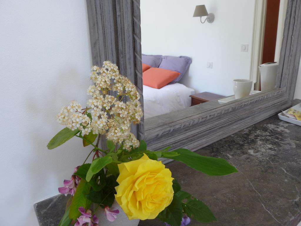Bed and Breakfast Cèdre et Charme Saint-Branchs Esterno foto