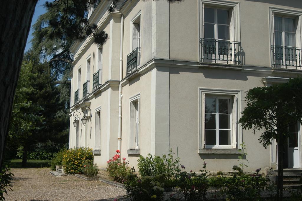 Bed and Breakfast Cèdre et Charme Saint-Branchs Esterno foto