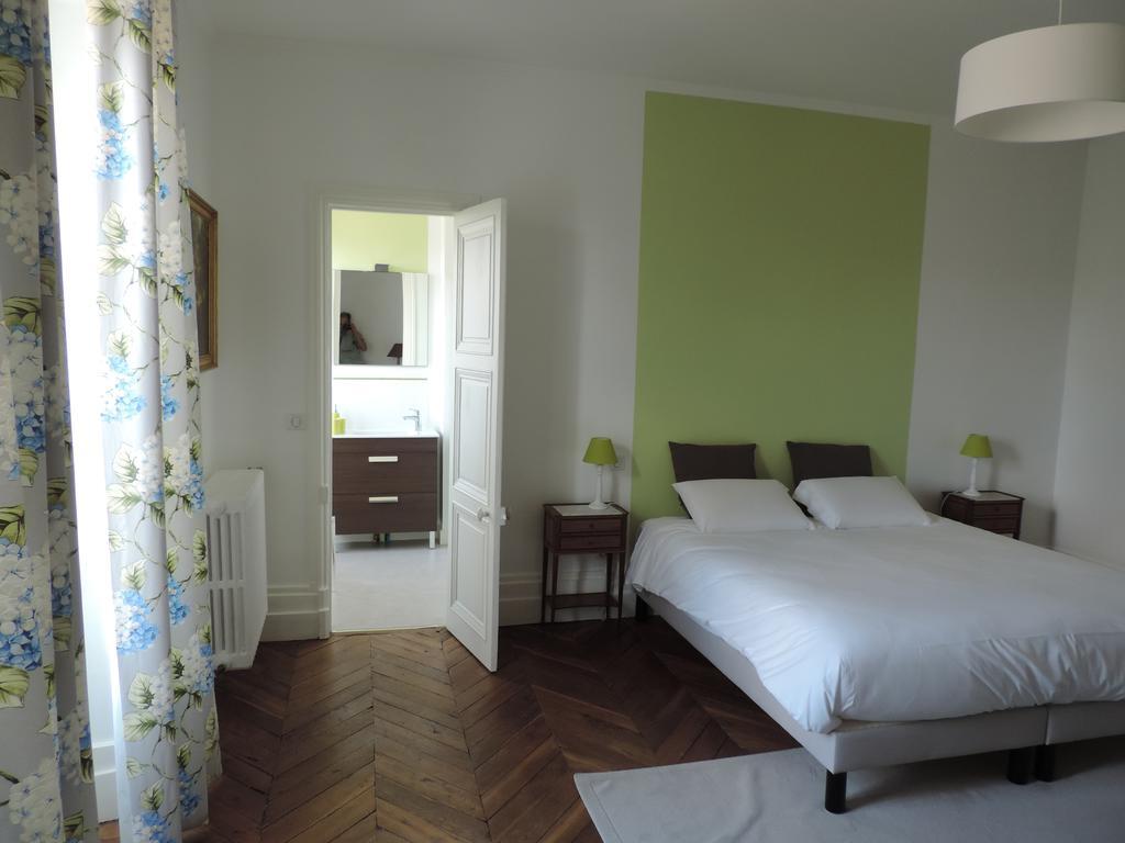 Bed and Breakfast Cèdre et Charme Saint-Branchs Esterno foto